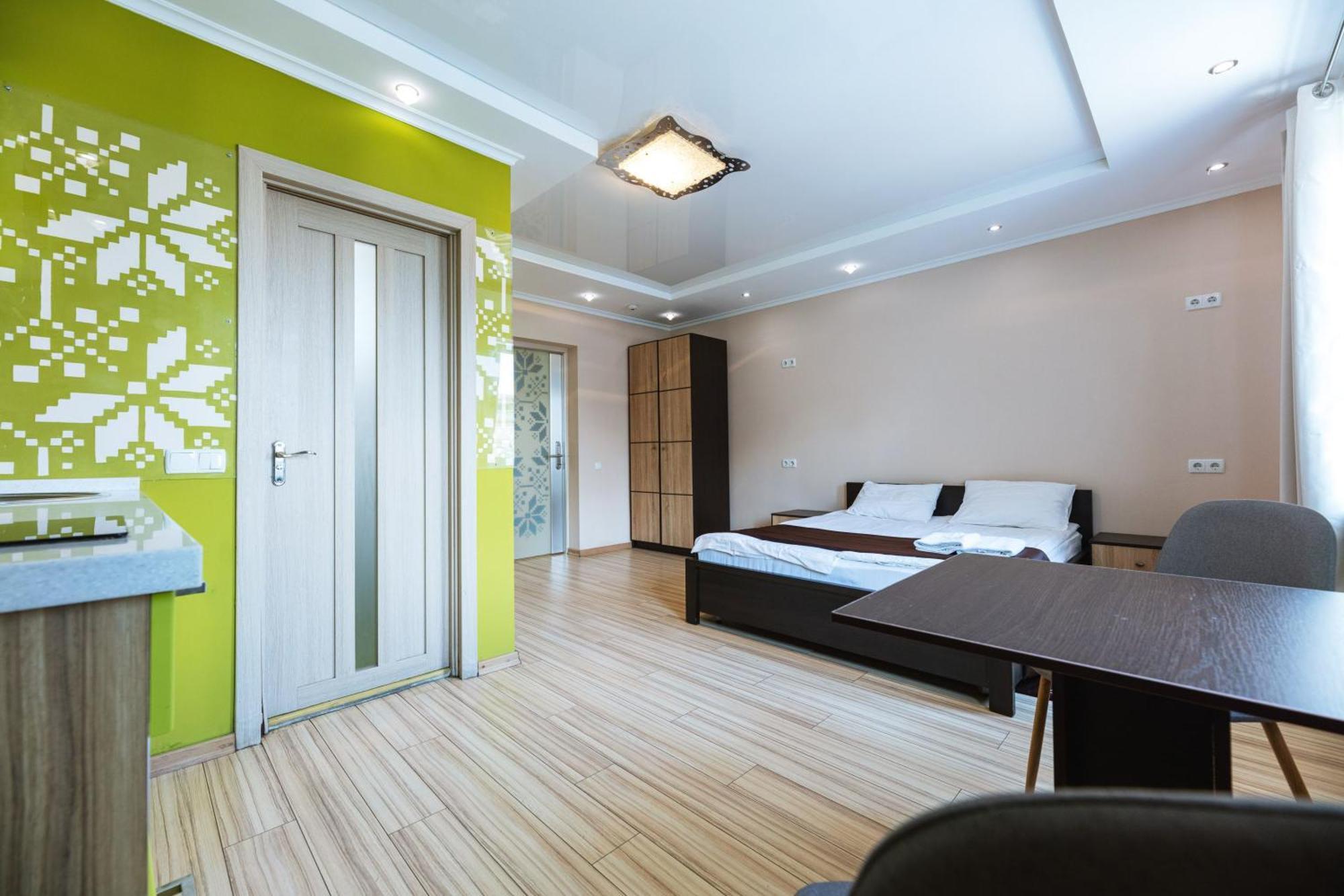 Guest House "Vladimirskaya 42" Kiev Exterior foto